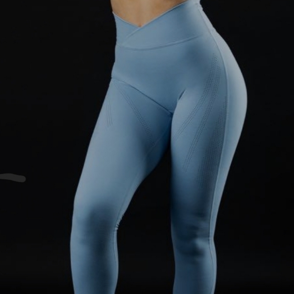 Alphalete surface path
